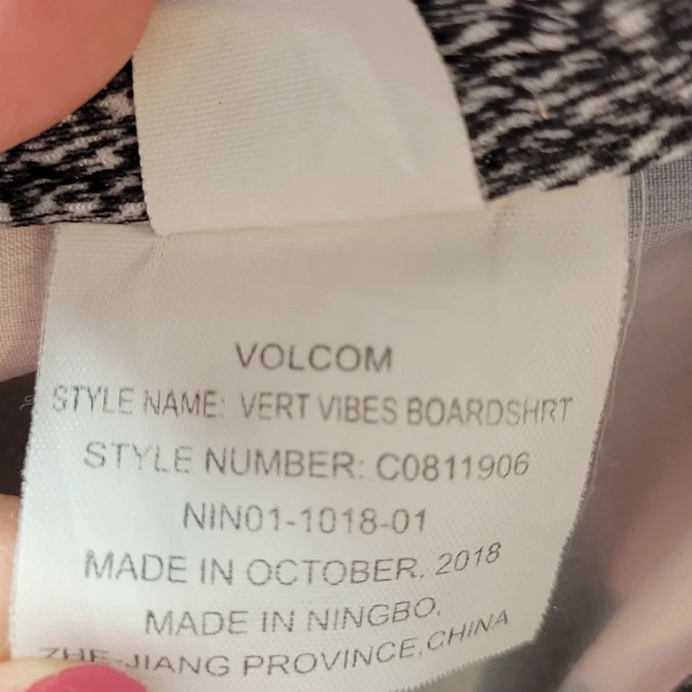 Volcom Pink & Gray Vert Vibes Men's Board Shorts Size 28 Small